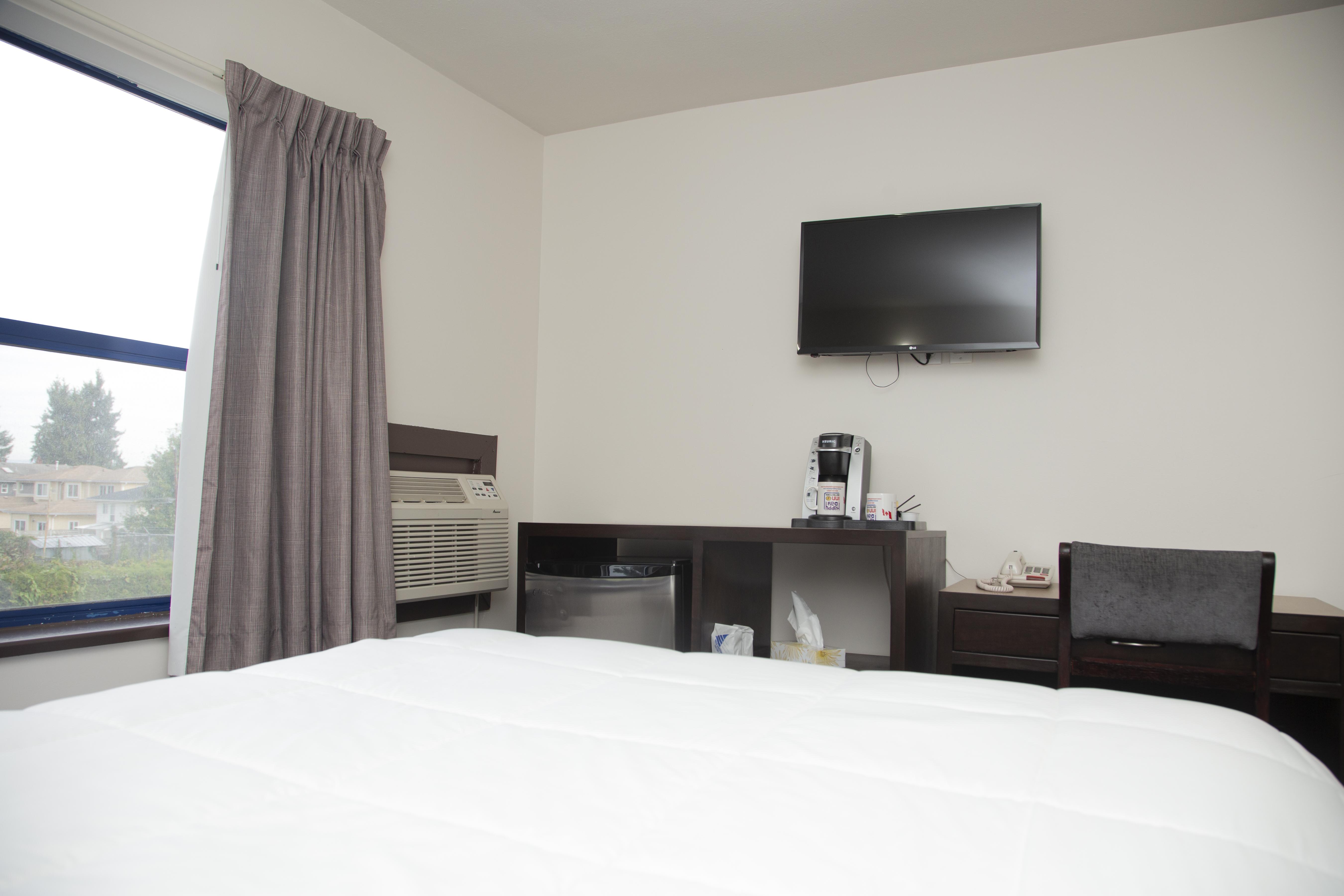 Happy Day Inn Burnaby Eksteriør bilde